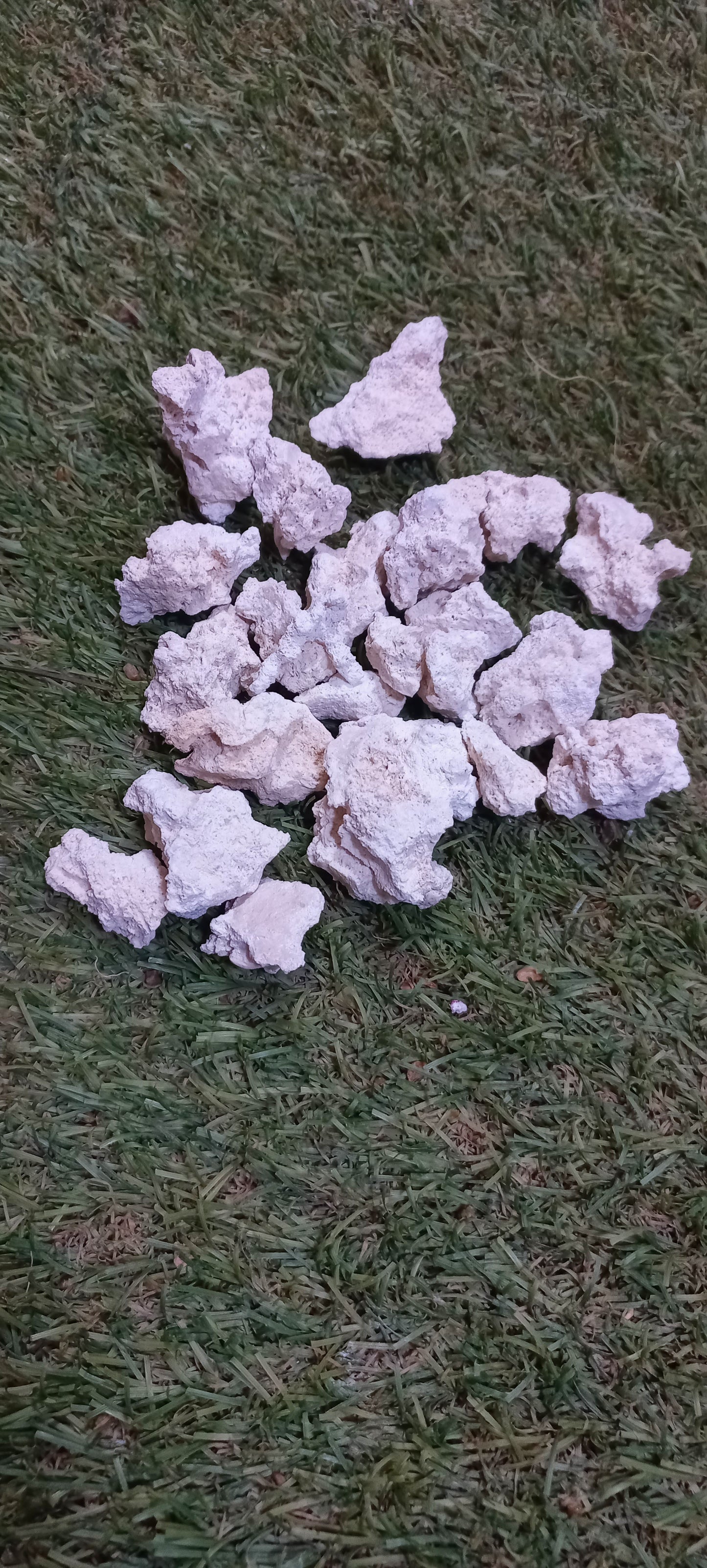 Marco Rock (Marine & African Cichlids ONLY) - Base, Foundation & Shelf Rock per 100g (Minimum order 1kg)